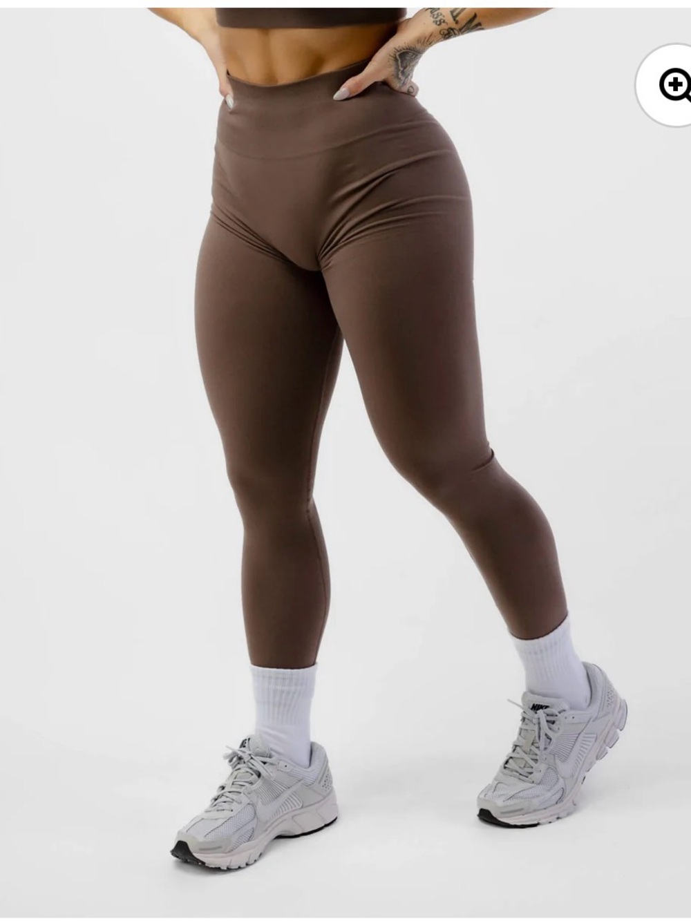Like new gymreapers scrunch butt leggings in Toffee color